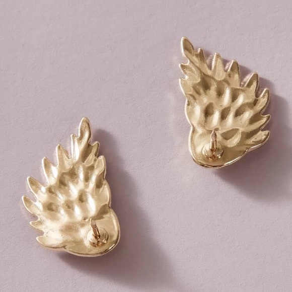 Last set! 2 pc set angel wing collar brooches neon - Picture 3 of 5